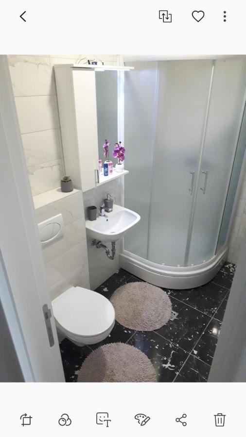 Studio Apartman Promenada Sarajevo Luaran gambar
