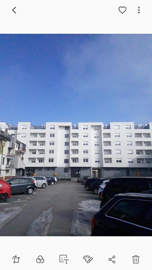 Studio Apartman Promenada Sarajevo Luaran gambar