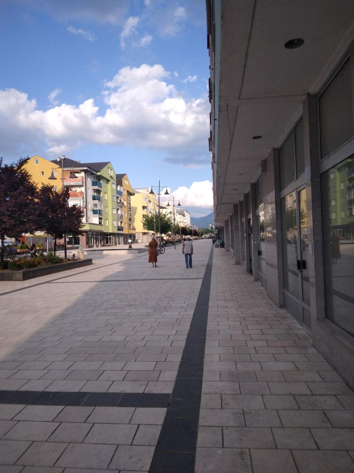 Studio Apartman Promenada Sarajevo Luaran gambar
